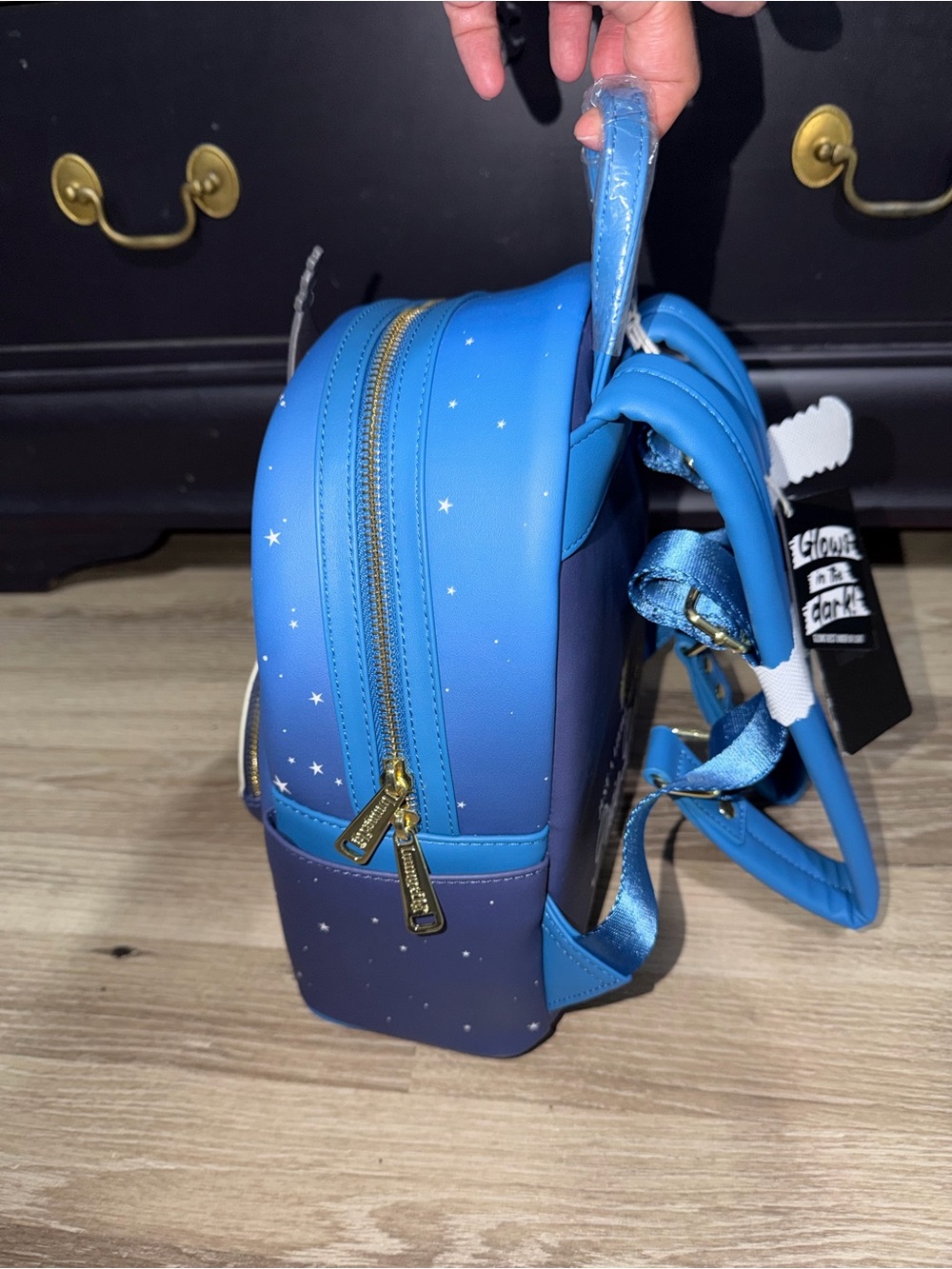 Loungefly Disney Peter Pan Glow Clock Backpack NWT - Picture 4 of 7